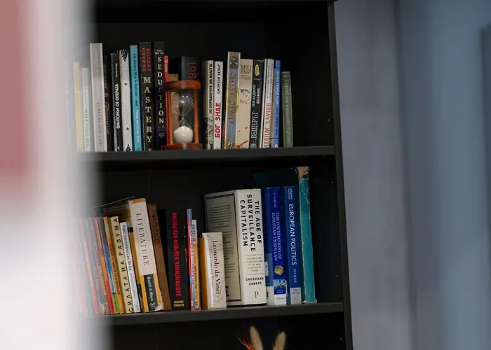 Ndk - Urbanlux Medius 2Bdr Free Parking דירה סופיה