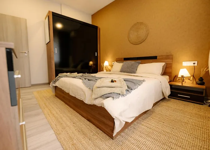 Ndk - Urbanlux Medius 2Bdr Free Parking *