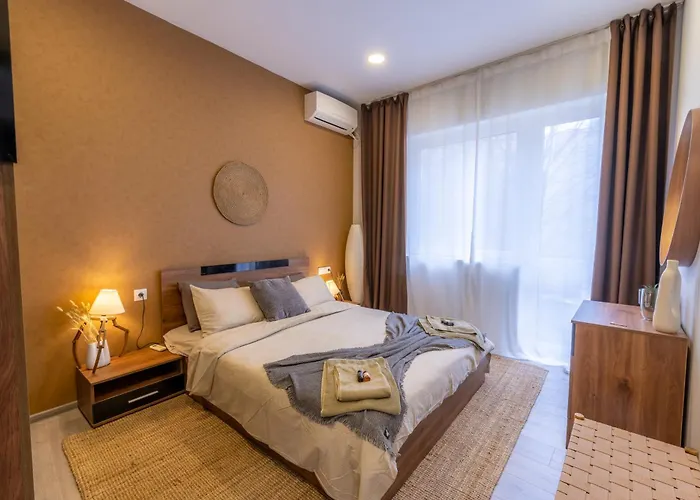 Ndk - Urbanlux Medius 2Bdr Free Parking * סופיה